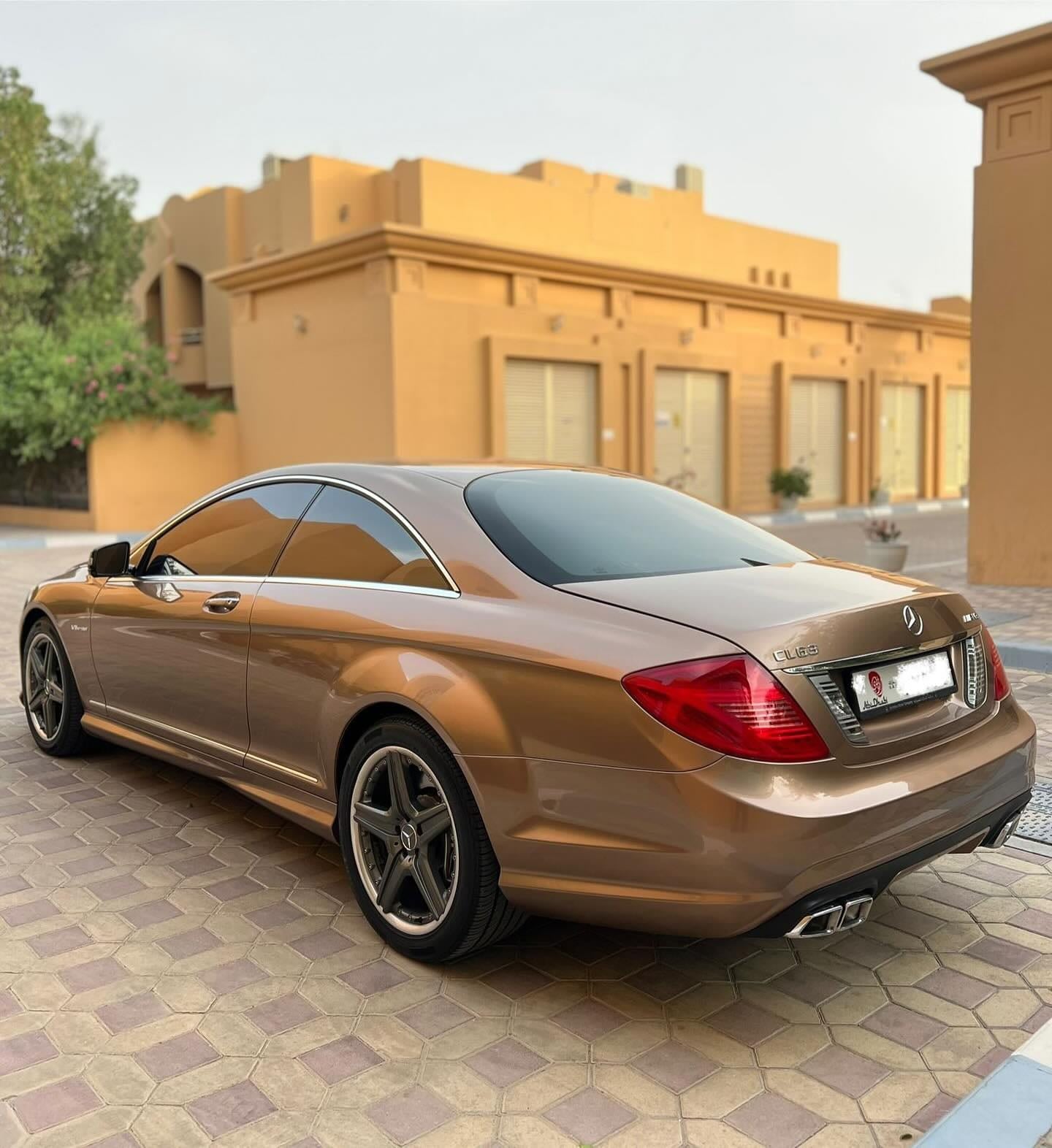 2010 Mercedes-Benz CL63 AMG designo — الصورة 4 من 20