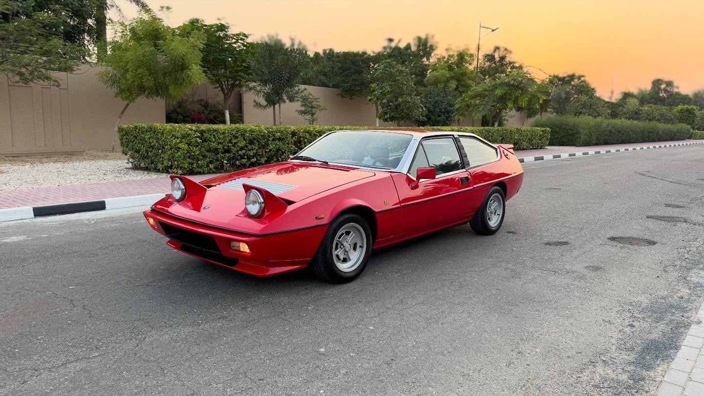 1982 Lotus Eclat — الصورة 8 من 14