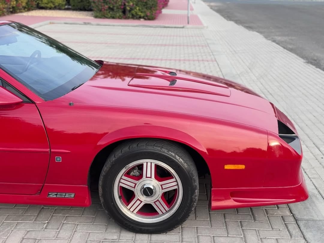 1991 Chevrolet Camaro Z28 — الصورة 8 من 13
