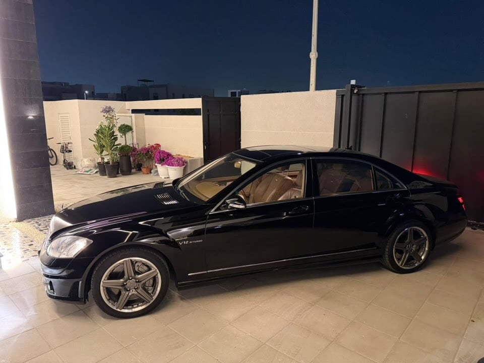 2009 Mercedes-Benz S65 AMG — الصورة 2 من 10