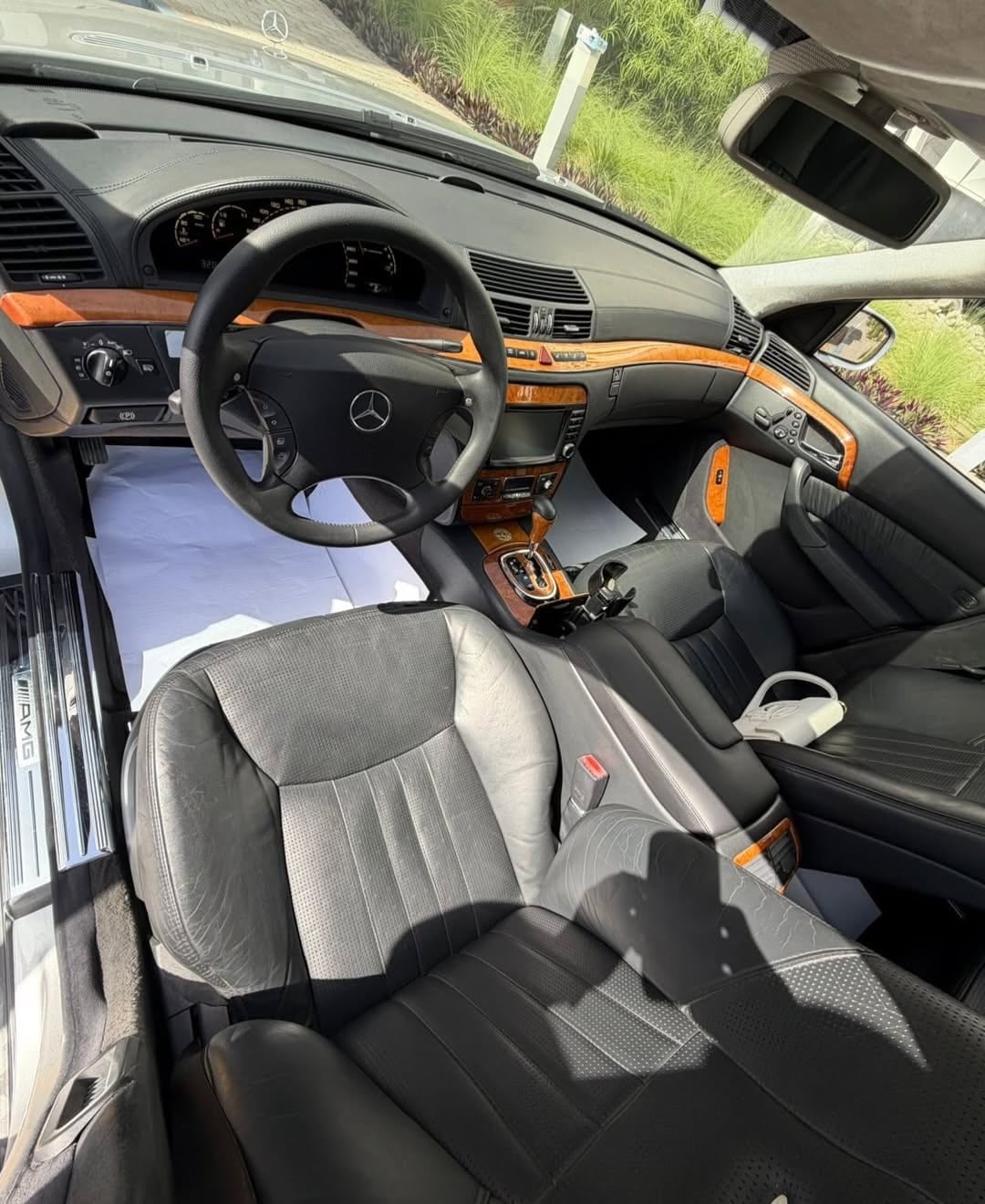2004 Mercedes-Benz S55 AMG Supercharged V8 — الصورة 9 من 10