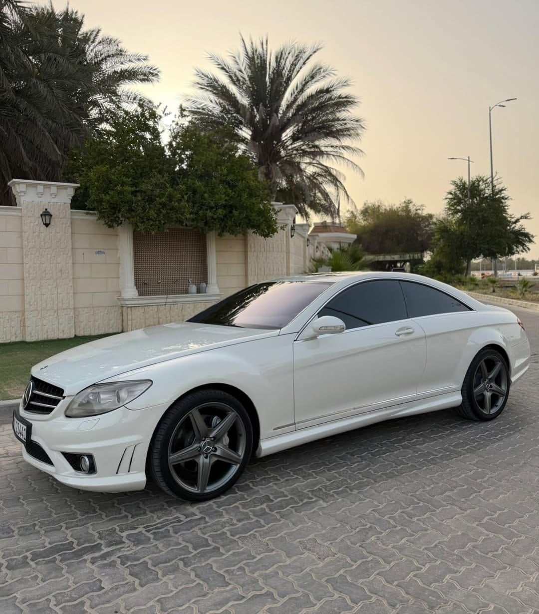 2008 Mercedes-Benz CL500 AMG — الصورة 2 من 17