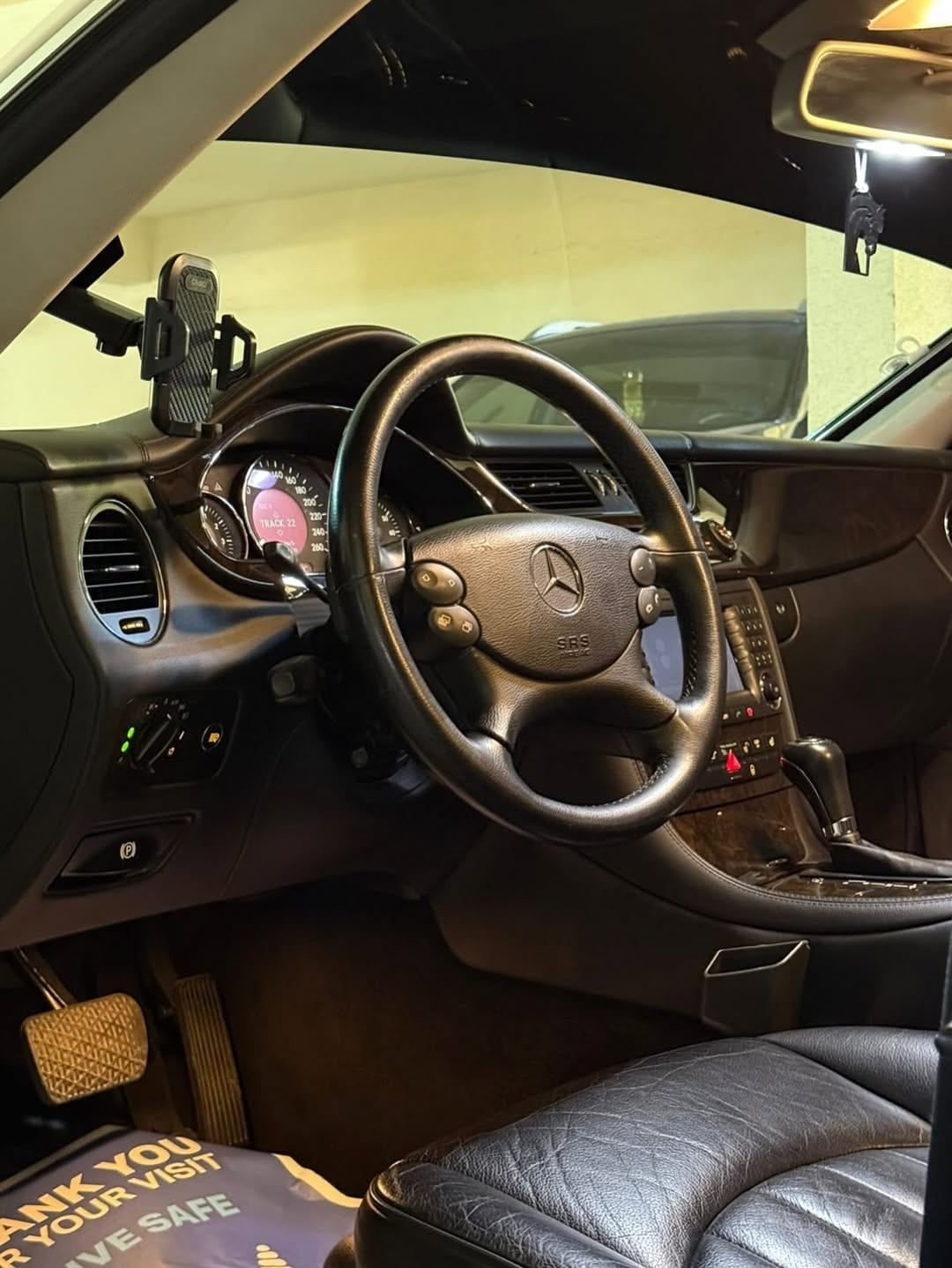 2008 Mercedes-Benz CLS550 AMG kit — الصورة 8 من 11