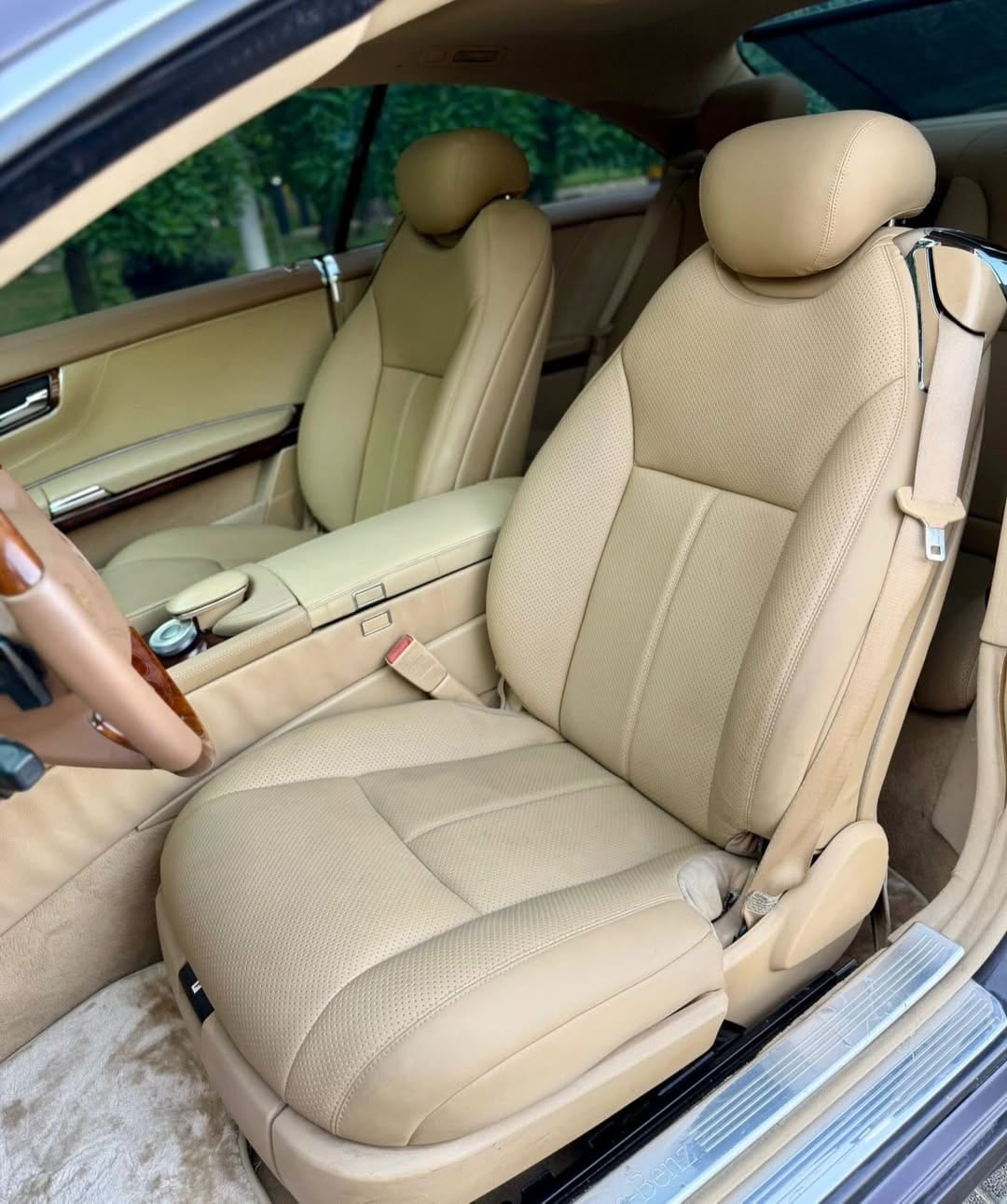 2009 Mercedes-Benz CL500 AMG — الصورة 7 من 12